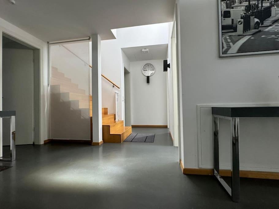 6 Zimmer Maisonette-Penthouse Pool Dachterrasse Luxus 慕尼黑 外观 照片