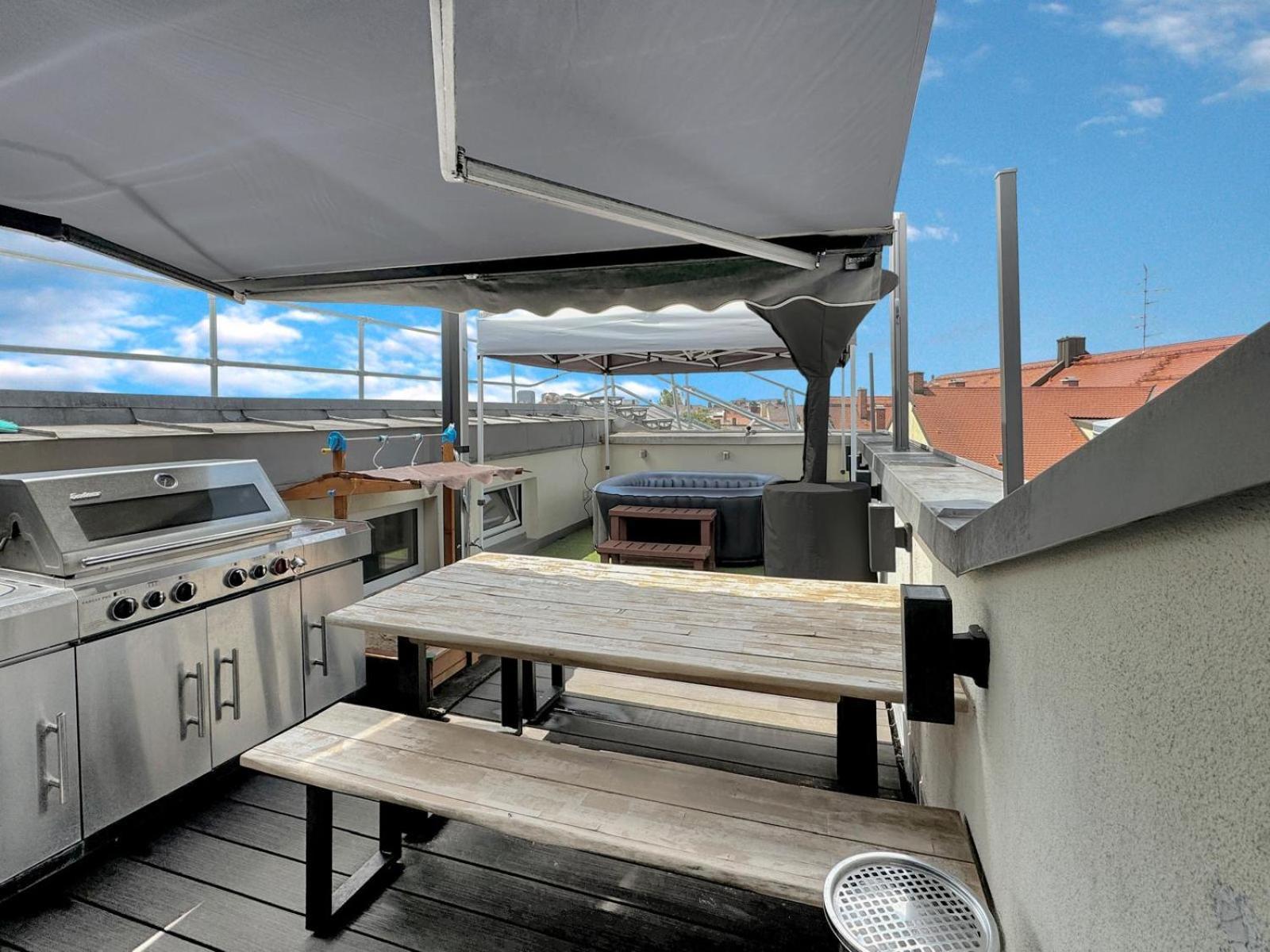 6 Zimmer Maisonette-Penthouse Pool Dachterrasse Luxus 慕尼黑 外观 照片