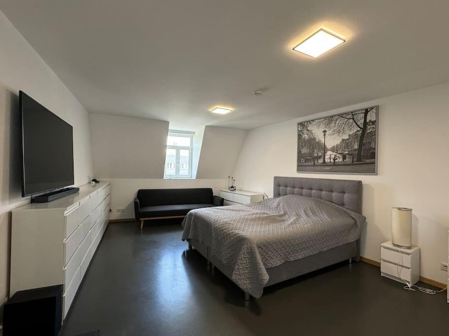 6 Zimmer Maisonette-Penthouse Pool Dachterrasse Luxus 慕尼黑 外观 照片