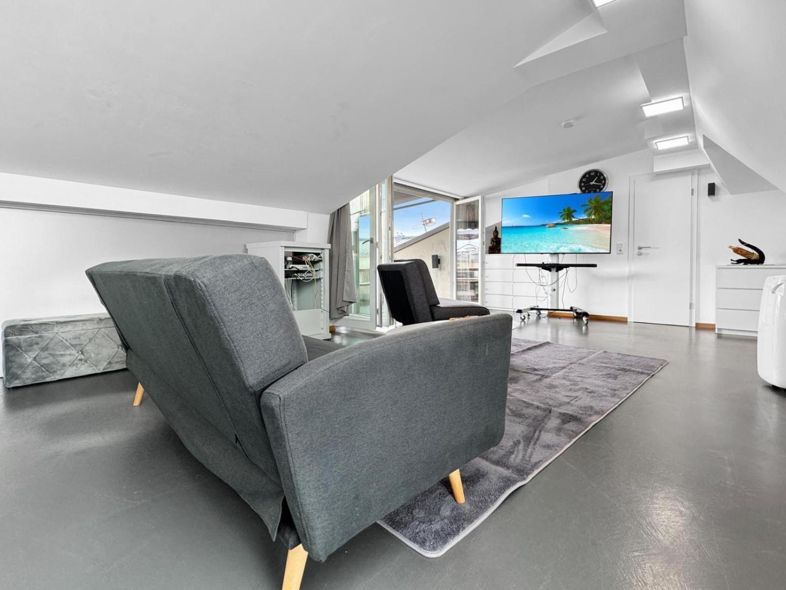 6 Zimmer Maisonette-Penthouse Pool Dachterrasse Luxus 慕尼黑 外观 照片