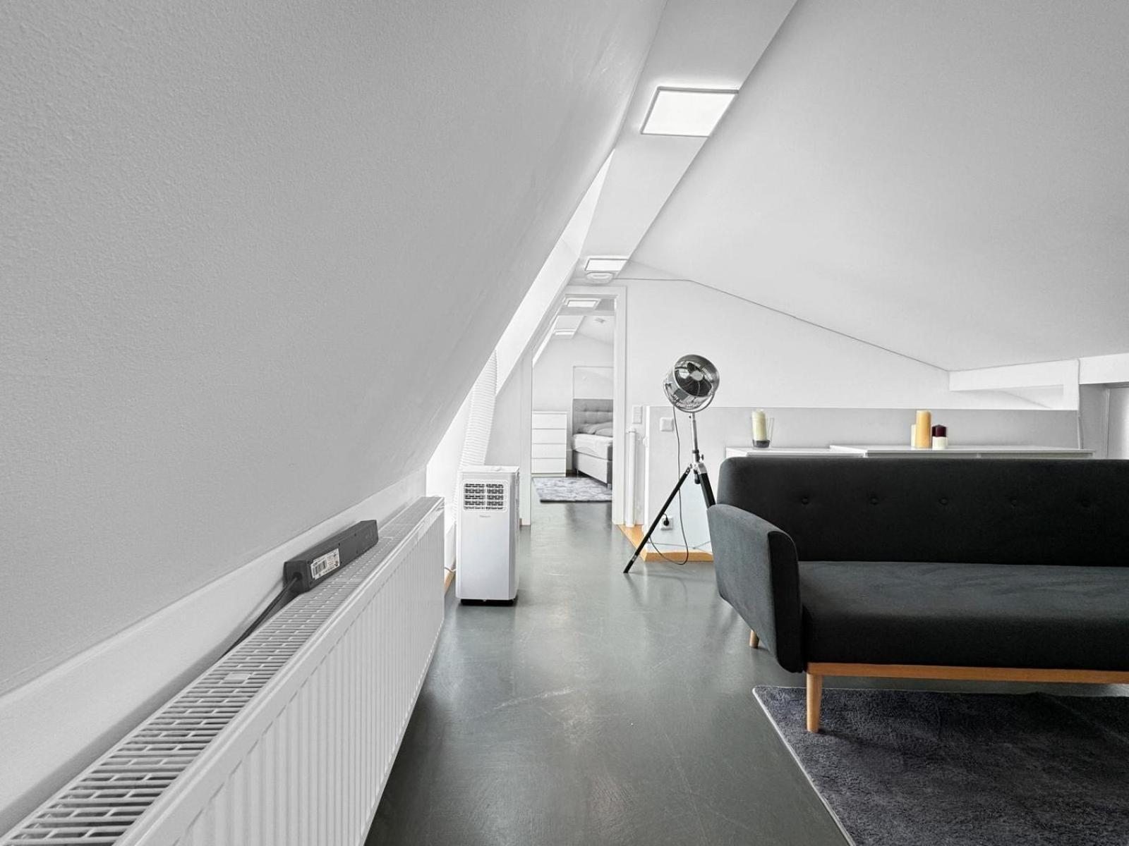6 Zimmer Maisonette-Penthouse Pool Dachterrasse Luxus 慕尼黑 外观 照片